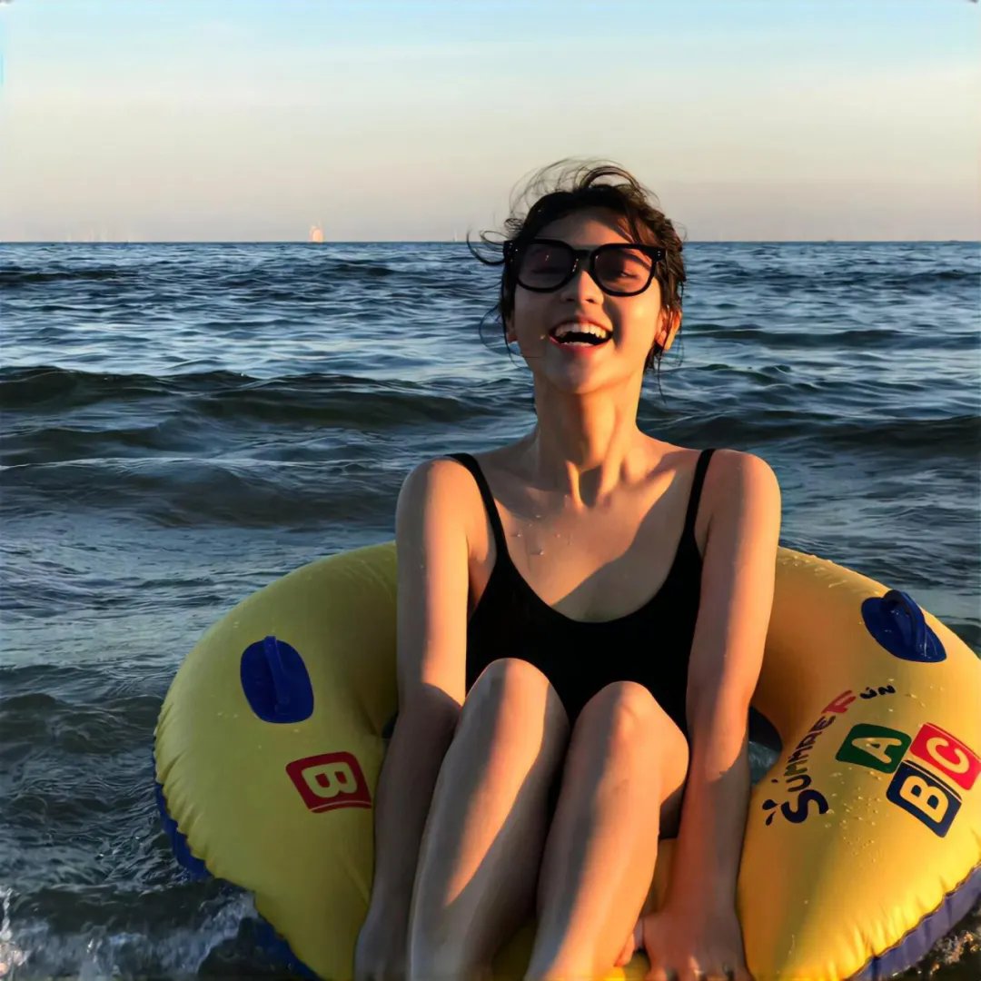 亚曼达厌世系海报