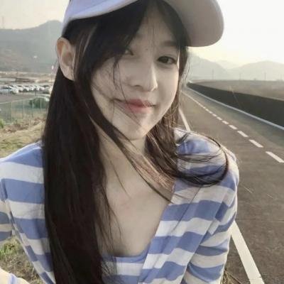睡公主海报