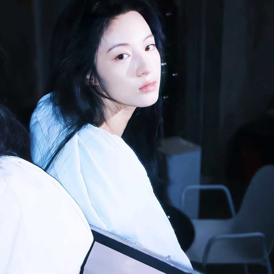 幽灵人种2:再续人种海报